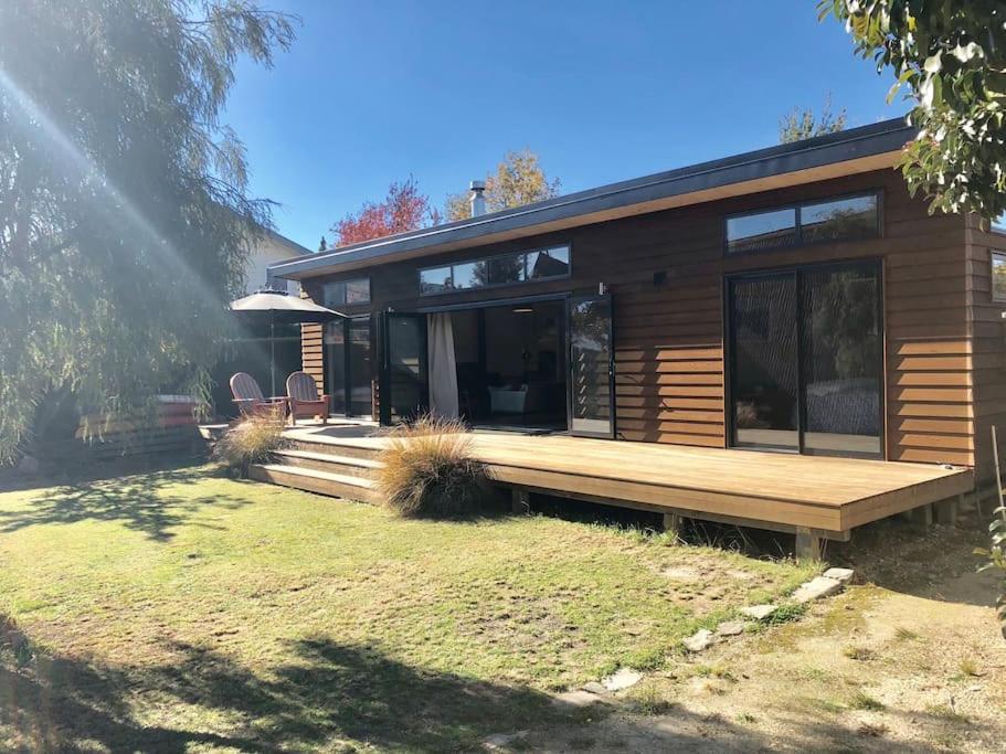 Modern Kowhai Cottage Wanaka Buitenkant foto